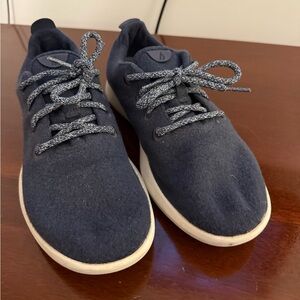 Allbirds Men’s Blue Wool Runners M9 GUC
